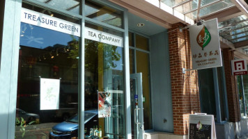 Treasure Green Tea Company outside