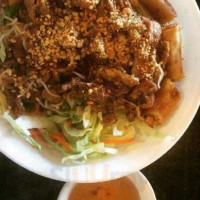Pho Lan food