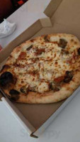 FCO di Fiumicino - Pizza al metro. Gelateria. Birra food