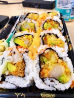Sushi Shino food