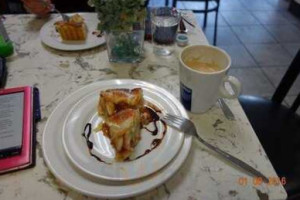 Abruzzo Cafe food