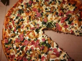 Tino's Pizza inside
