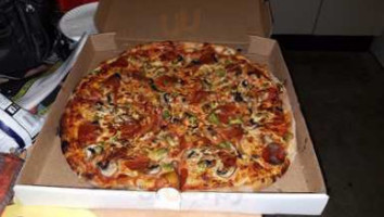 Adriano's Pizza food