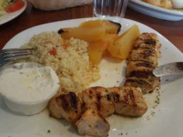 Navayo Greek Bistro food
