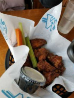 Wild Wing Woodside Square food