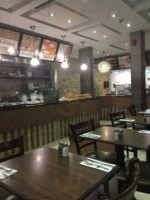 Paramount Lebanese Kitchen - First Canadian Place inside