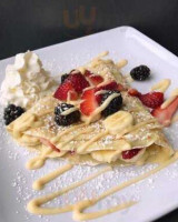 Crepe Escape food