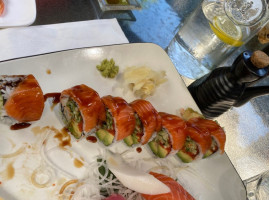 Sushi on Roncy food