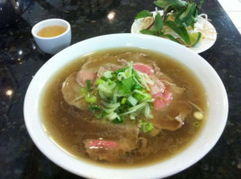 Pho Huong Truong food