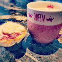 The Queen's Tarts food