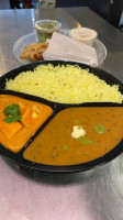 Sukhi's Mealbox food
