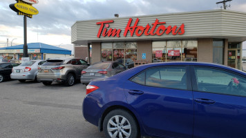 Tim Hortons outside