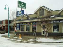 Joey's Seafood Restaurants Spruce Grove outside