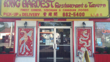 King Harvest Chinese And Tavern food