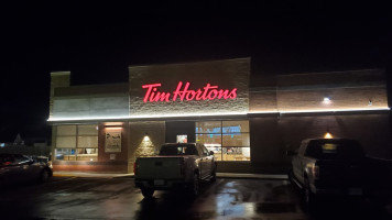 Tim Hortons outside