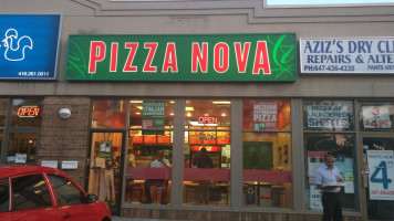 Pizza Nova food