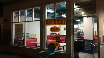 Pizzeria Rimouski 2 Pour 1 food