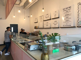 Westcoast Poké inside