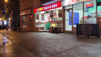 241 Pizza Nourriture