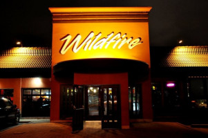 Wildfire Grillhouse Lounge outside