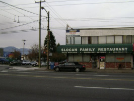 Slocan Restaurant outside