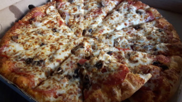 Panucci's Pizza food