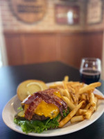 Bancroft Eatery and Brew Pub food