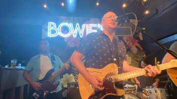 Bowie's food