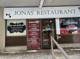 Jonas' Restaurant food