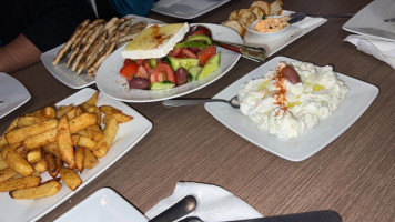 Minoas Greek Taverna food
