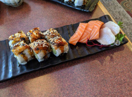 Sushi Ichiban inside