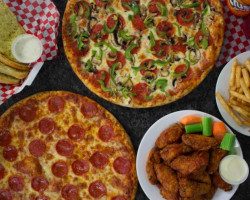 Venice Beach Pizza, Wings & Shawarma (Mohawk Road) food