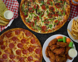 Venice Beach Pizza, Wings & Shawarma (Mohawk Road) food