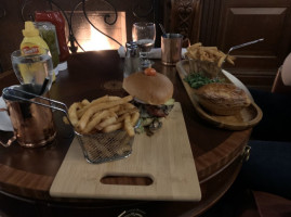 Churchill Lounge food