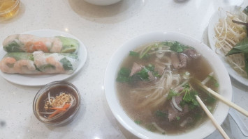 Pho Mi 99 food