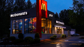 Mcdonald's outside