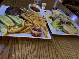 Station House Bar & Grill food