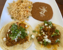 Tacoriendo Mexican Cantina Inc food