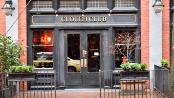Clough Club food