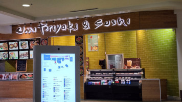 Umi Teriyaki Sushi inside