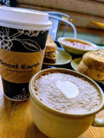 Good Earth Coffeehouse Uptown food