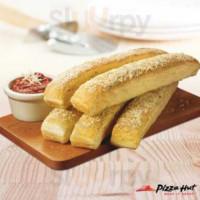 Pizza Hut Valley East food