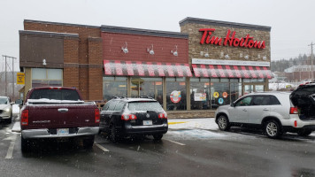 Tim Hortons outside