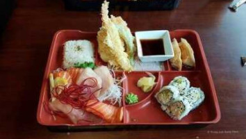 Sushi Co inside