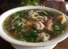 Pho Don Vietnamese Restaurant food