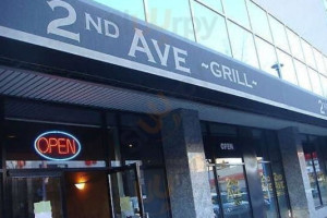 2nd Ave Grill food