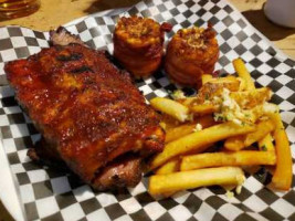 Bronco Smokehouse Saloon food