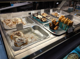 Cinnabon food