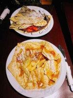 Genki Crepe food