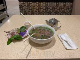 Pho Hoan Restaurant food
